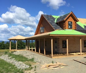 An attached gazebo in back